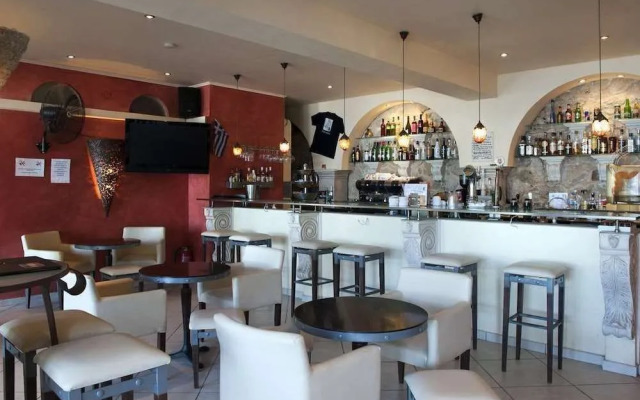 Apollon Hotel