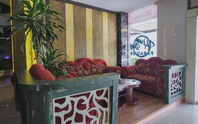 RedDoorz Plus near Pantai Coastarina 2