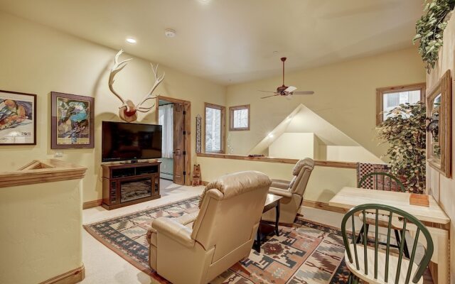 The Perfect Large Family 3 Bedroom Condo by RedAwning