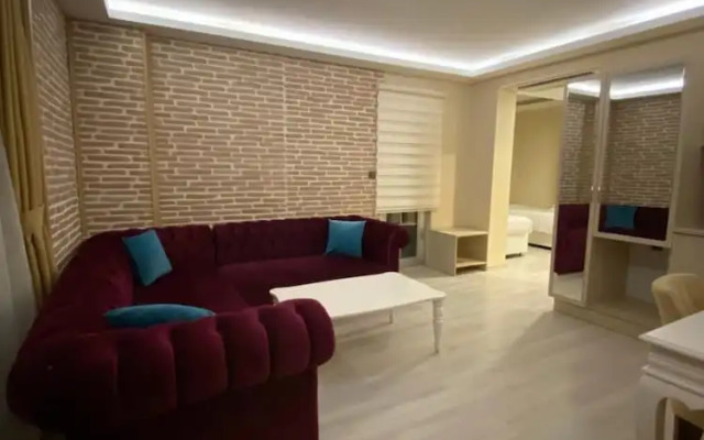 Gold Mina Hotel