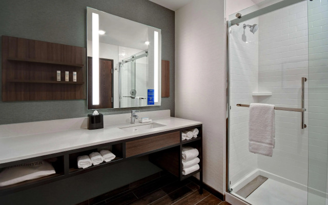 Hilton Garden Inn Kalamazoo