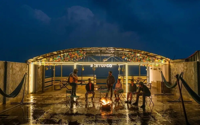 The Hosteller Kufri, Shimla