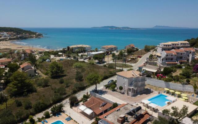 Kouros Apartments & Studios