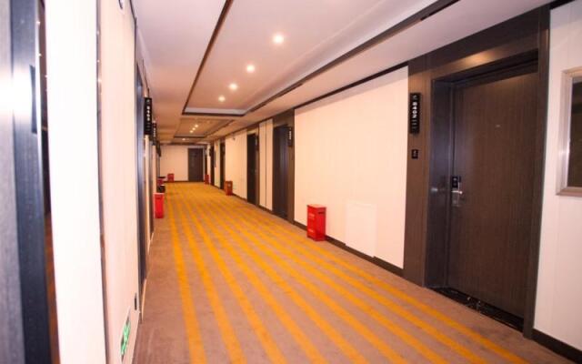 Shell Taiyuan City Yingze District Liuxiang South