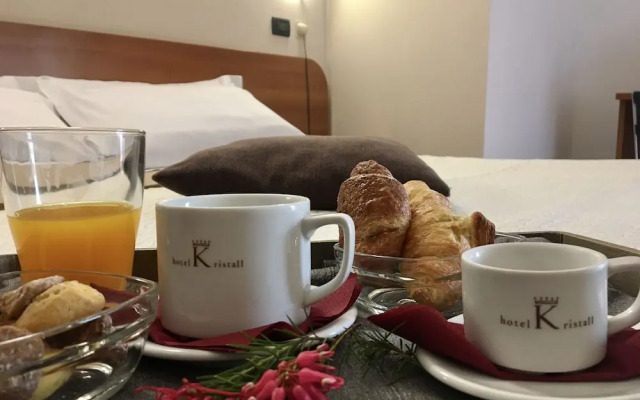 Kristall Hotel