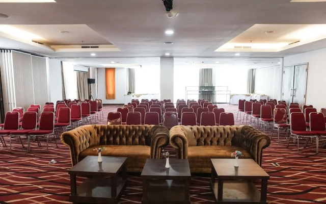 Capital O 1101 Winstar Hotel