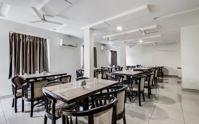 OYO 1466 Hotel G Square