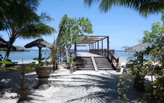 Wakatobi Patuno Diving & Beach Resort