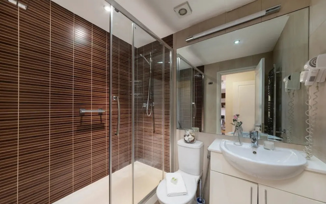 Lux London South Kensington