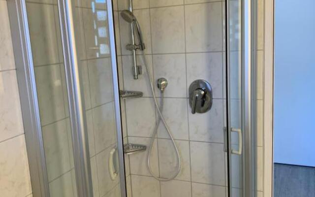 Labud 20 am Plöner See in Bosau