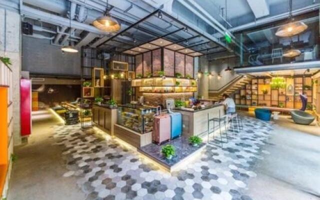 Designed LOFT Apts. for 4-person/traveller/Student