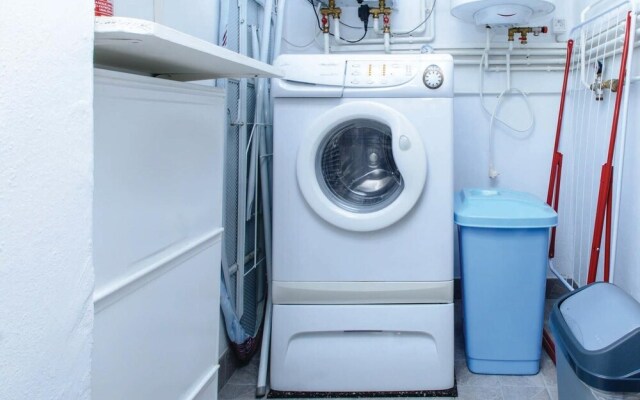 Beautiful Home in Dubrovnik With Wifi and 4 Bedrooms