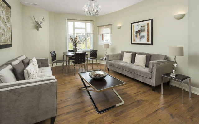 St. Giles Apartment