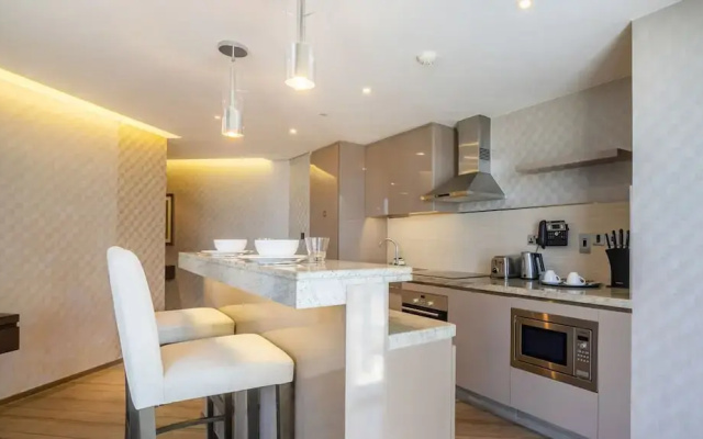 Luxury 1BR Apartment Close to Top Attractions
