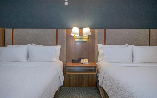 Holiday Inn Hotel & Suites Kamloops by IHG