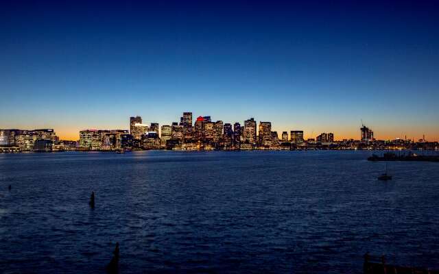 Hyatt Regency Boston Harbor