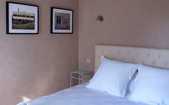 lhotel