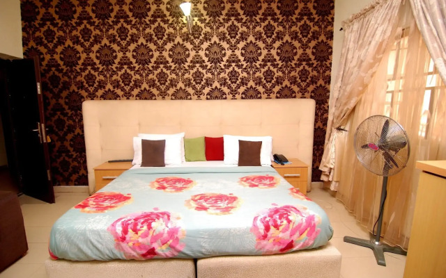 Ajoy Hotel And Suite