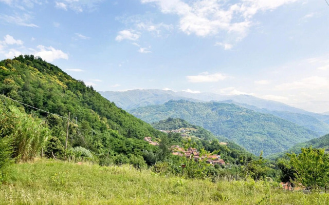 Amazing Home in Longoio With 2 Bedrooms