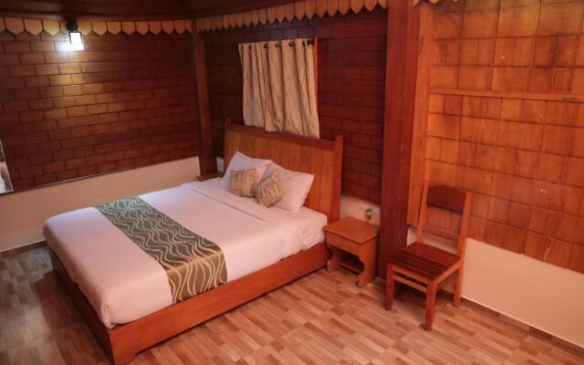 Whispering woods by Aura hospitality