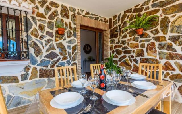 Villa Asuncion Arenas by Ruralidays