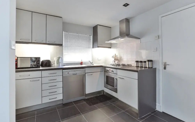 Sparkling 2 Bed Mews House