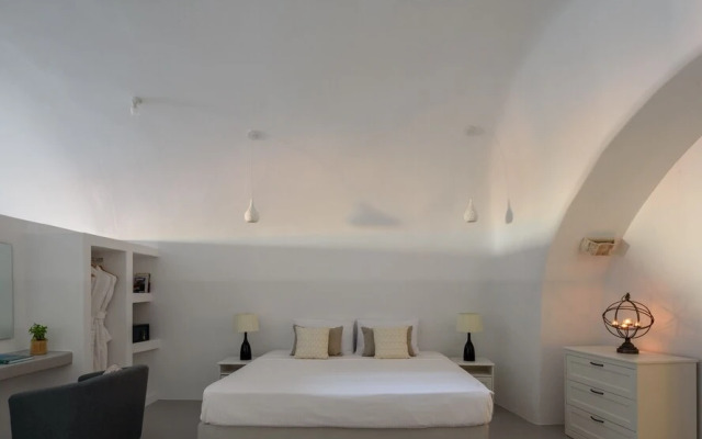 White Dream Suites