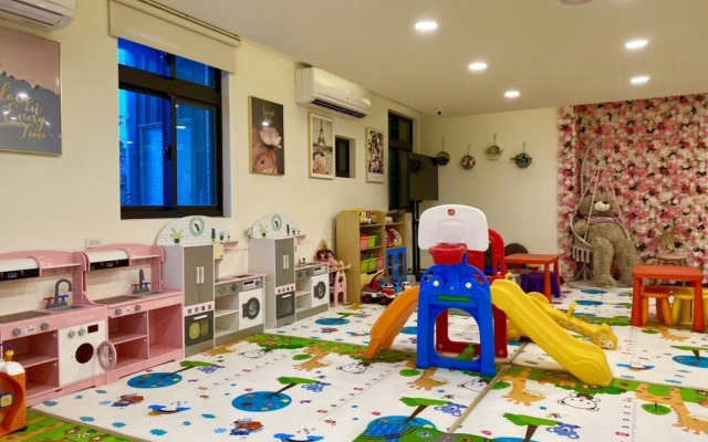 Flower's Home