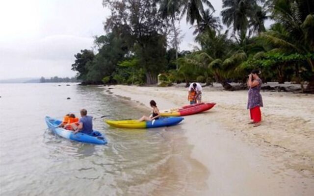 Palm Beach Bungalow Resort