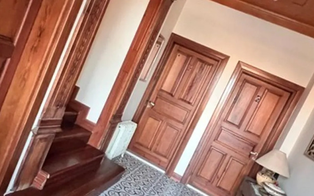 Lavantalı Konak Taş Ev