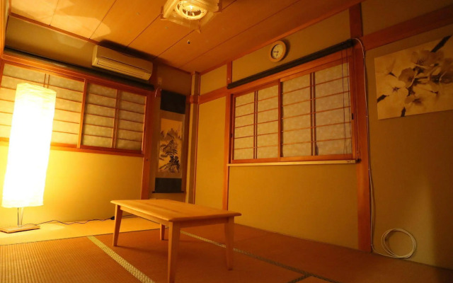 Ume House Guesthouse