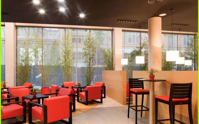 Отель ibis Barcelona Pza Glories 22