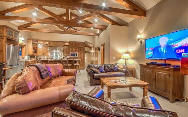 Soaring Eagle Chalet