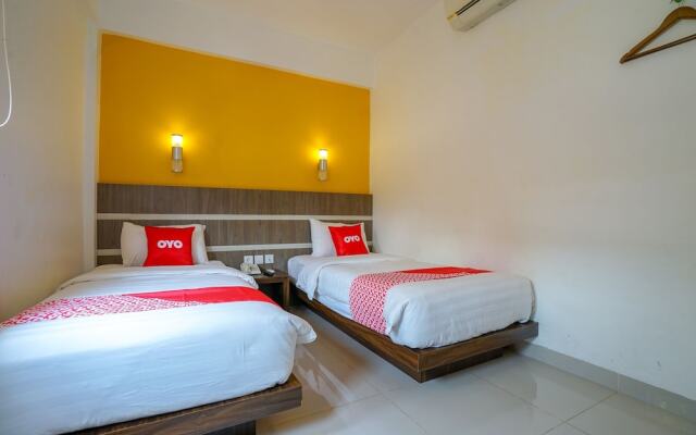 OYO 1727 Hotel 929