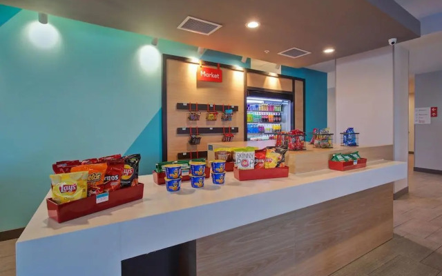 Avid Hotel Detroit - Warren