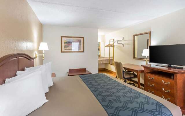 Econo Lodge Midtown