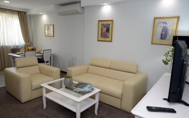 Alexandar Square Apartments