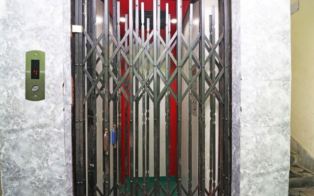 Xpress Inn By OYO Rooms