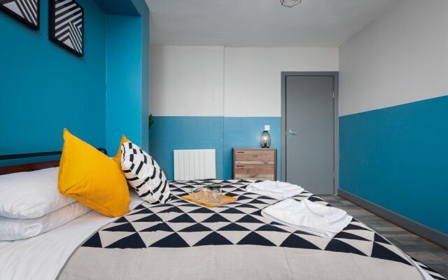 Oak Suite - Talbot Road - Blackpool - Spacious