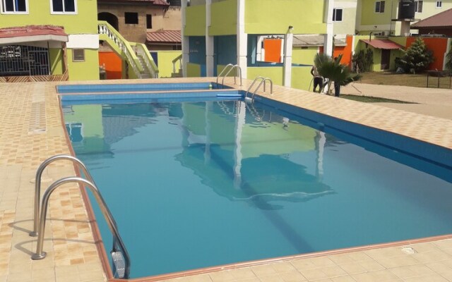 Gorsben Royal Lodge Hotel