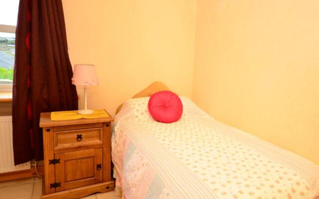 Cottage 216 - Roundstone
