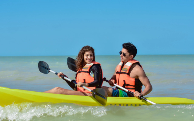 Reef Yucatan Hotel and Convention Center All Inclusive