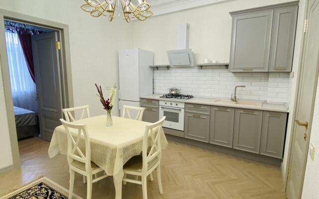 Апартаменты на улице М. Халилова 22