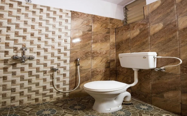 Hotel Poonam by OYO Rooms