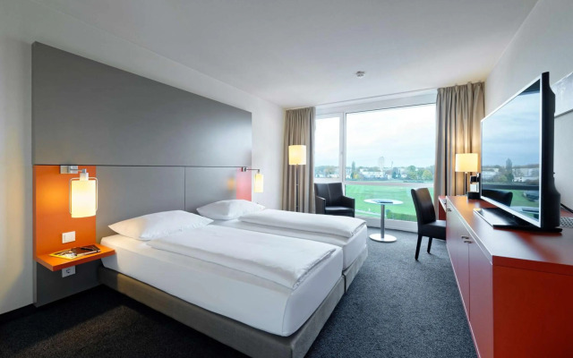 ATLANTIC Hotel Galopprennbahn