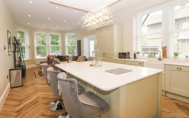 Cavendish Suite