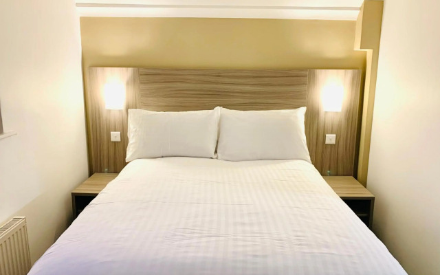 De Regency Style Hotel