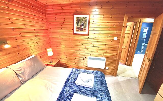 Braemar Lodge Cabins