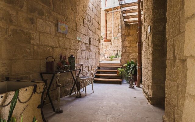 Talbot and Bons Boutique Bed & Breakfast