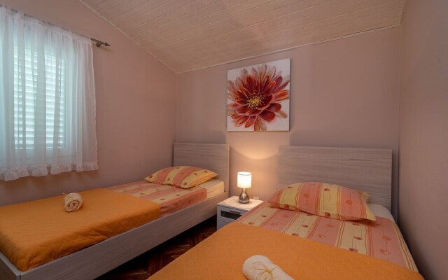 Daniela - Terrace With Amazing sea View - A1